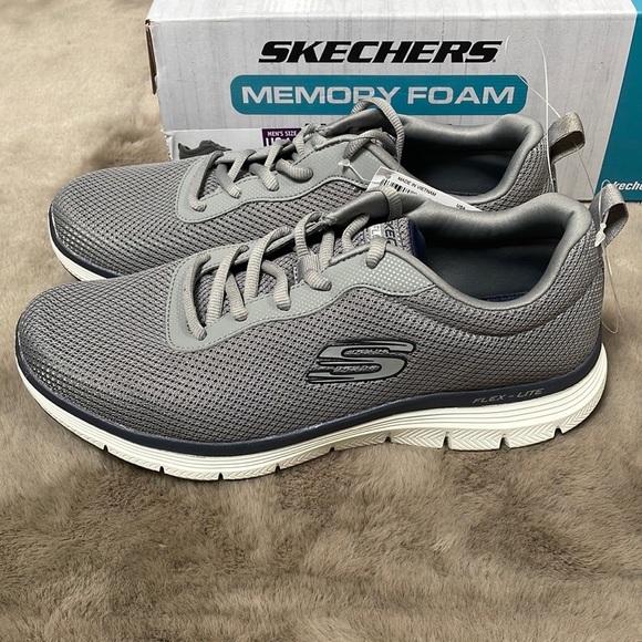 Skechers - Men’s Flex - Lite Running Shoes - Picture 2 of 9